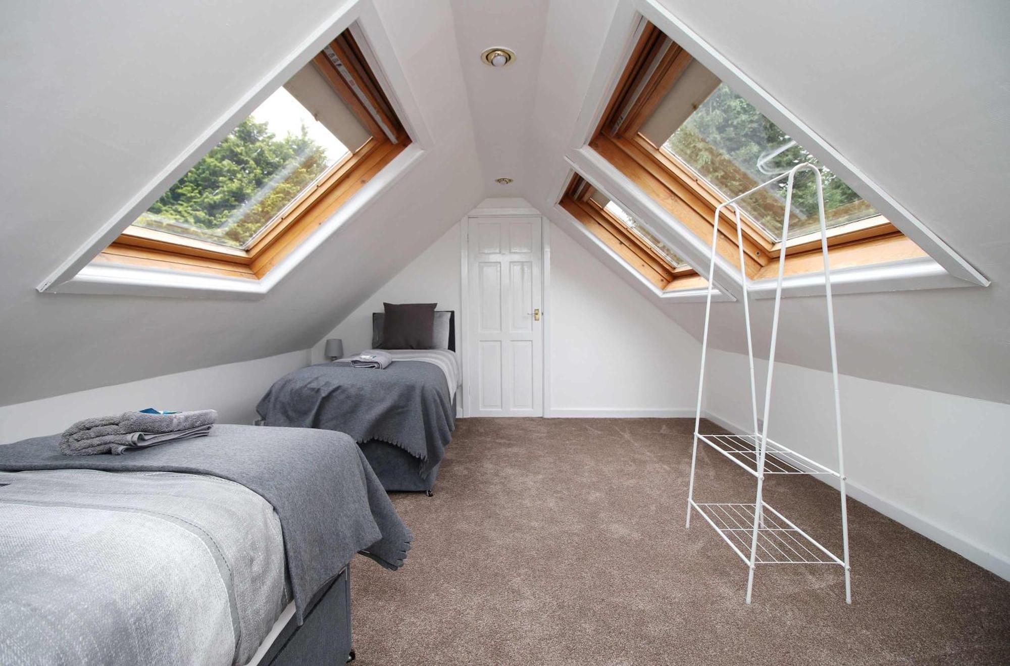 The Lockett Wonderful Large Bungalow Plympton, Plymouth Free Parking By Staystaycations Экстерьер фото